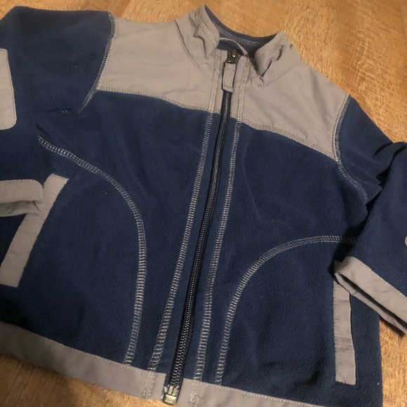 Gander Mountain boys 2T jacket - Picture 2 of 4